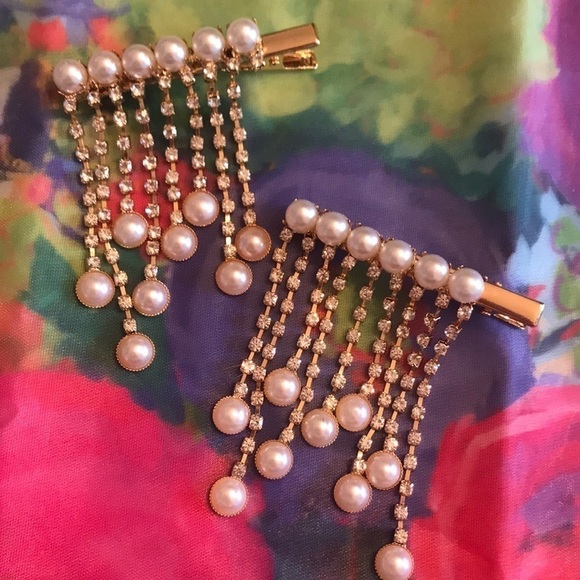Brand New Set of Two Hair Clips - Picture 1 of 5